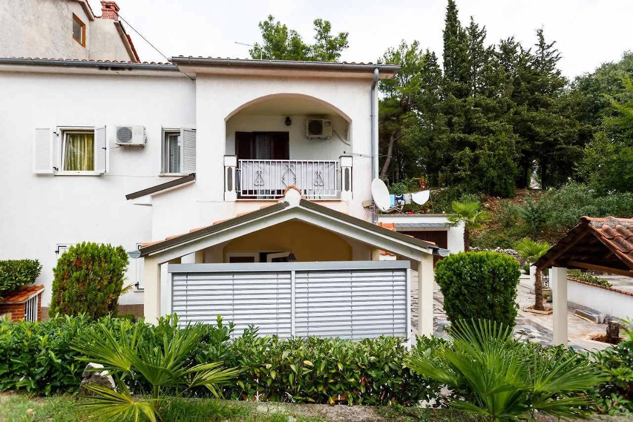 Apartment Apartmani Mili Malinska Croatia
