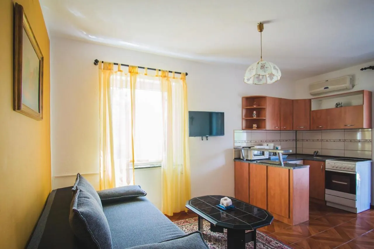 Apartmani Mili Malinska