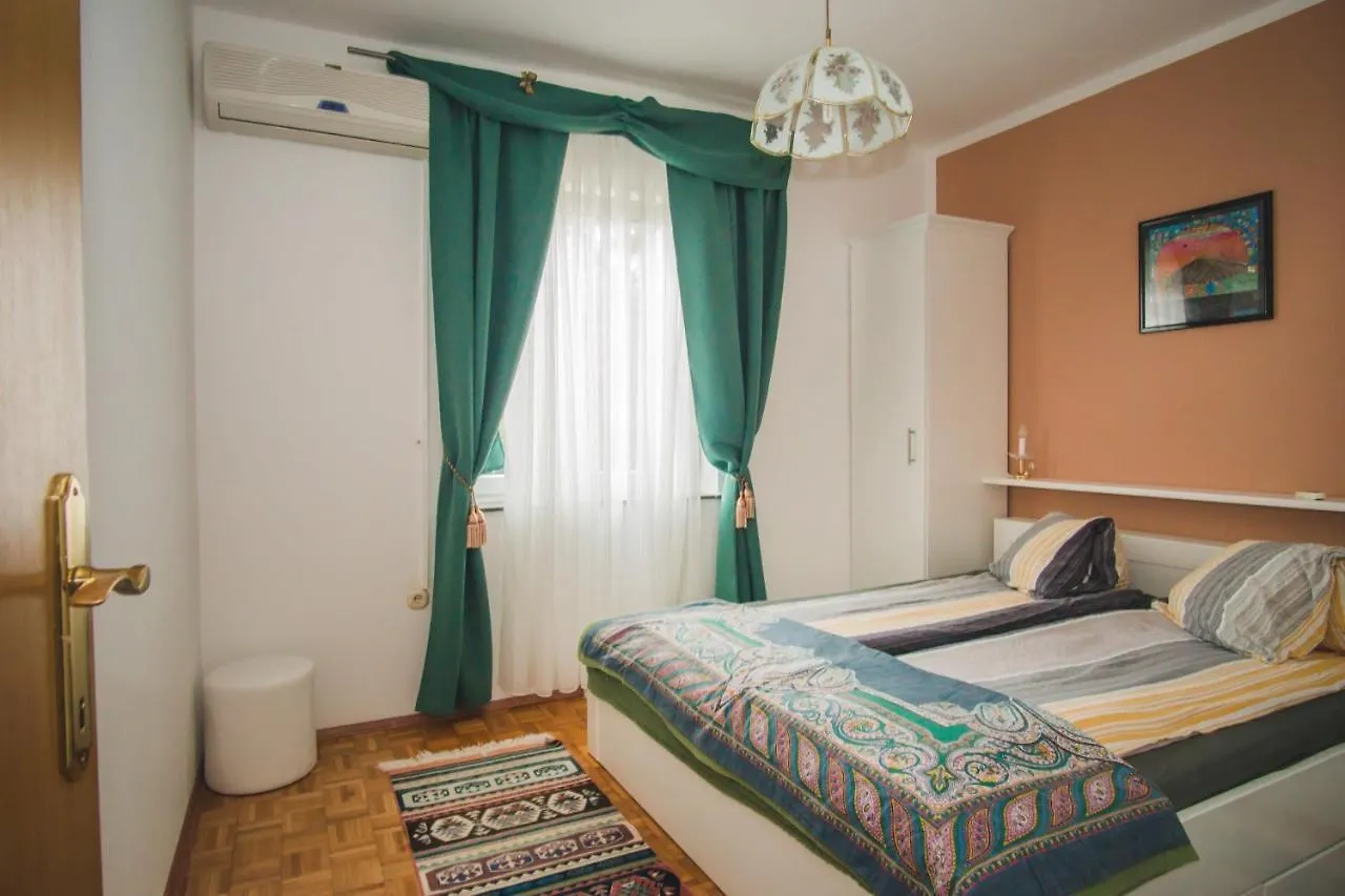 Apartment Apartmani Mili Malinska